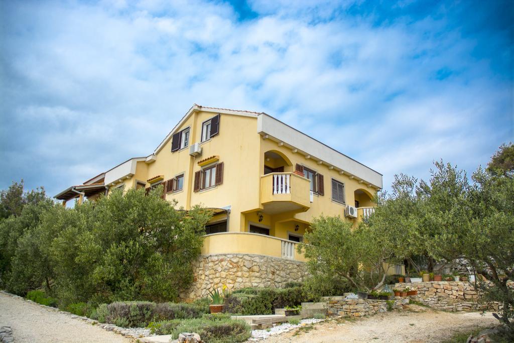 House Lucija Apartman Sali  Kültér fotó