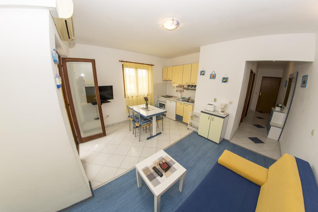 House Lucija Apartman Sali  Kültér fotó